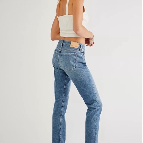 Citizens Of Humanity Denim - Citizens of Humanity Emerson Slim Fit mom Jeans high rise EUC E